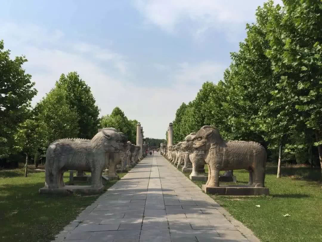 一个被湖水淹没了300年的皇陵,其后显现让世界考古界震动!