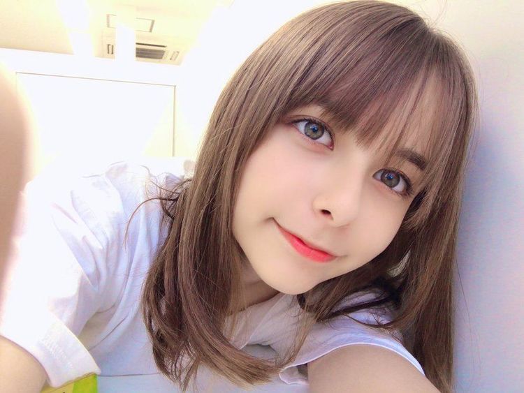 零瑕疵15岁天使正妹拥五国混血世界级高颜值每一面都很美