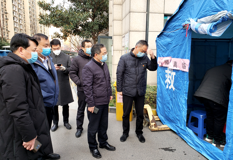 牛瑞华暗访辖区疫情防控工作落实情况