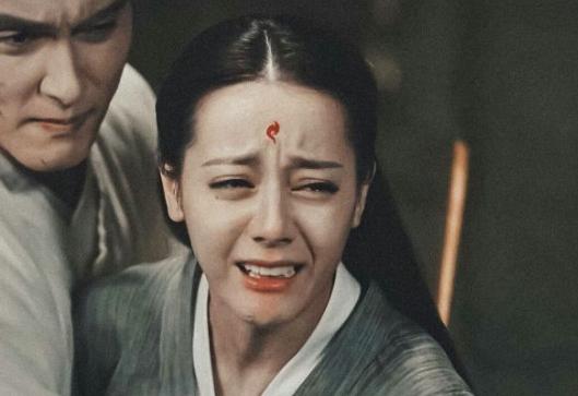 真的棒,看视频更伤更疼,而且是隐忍内敛的痛彻心扉,垂着眼时脸上无泪