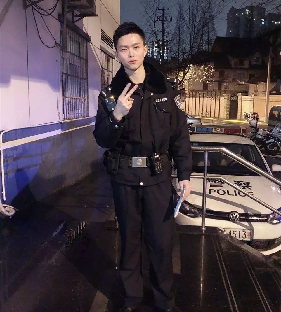 长沙特警刘曦钧▼成都特警文潇伟▼