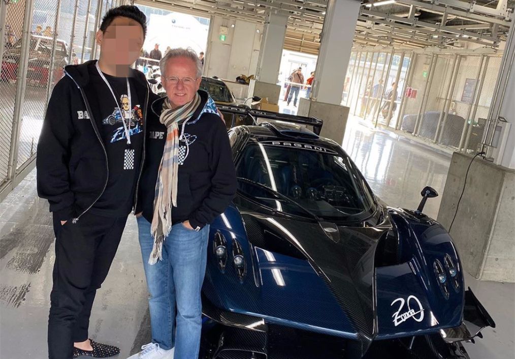 神秘华人mike yin车库,帕加尼有3台,王思聪问他买车