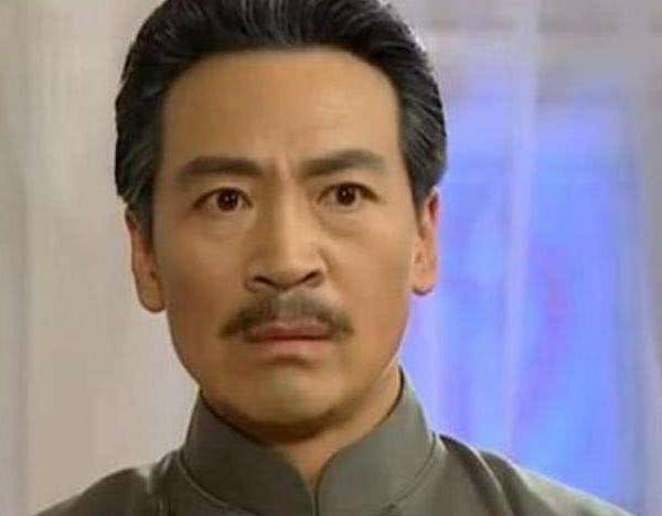 他演琼瑶剧成名,二婚娶小21岁美女老来得子,如今65岁生活很幸福