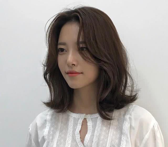 韩国超火的仙气发型,难怪人家甜美,尤其圆脸女生,太适合!