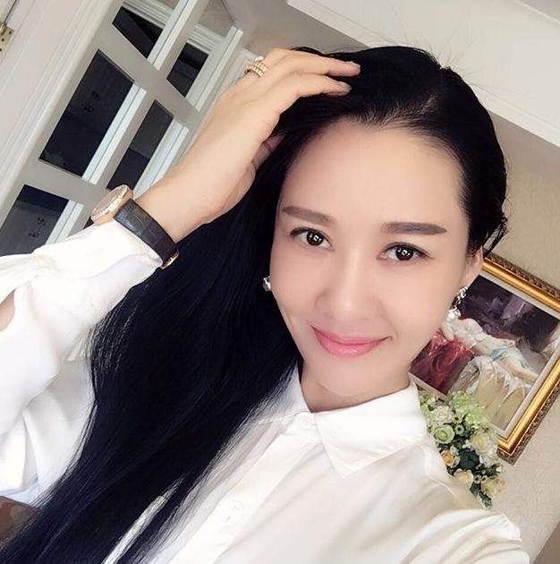 带你看看郭晨东的豪宅,别看他喜欢玩搏击,家里却是欧式浪漫风