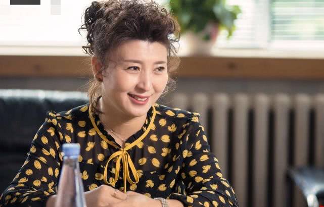 《刘老根3》中的美女,嫁给大10岁二婚富豪,如今48岁婚姻很幸福|刘老根