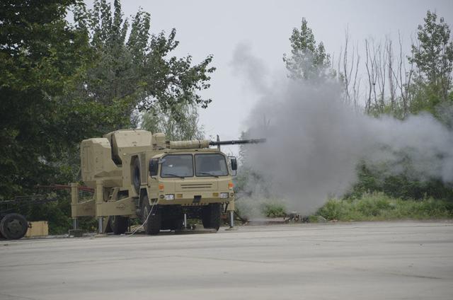 中国sa2型76毫米高射炮野战防空的利器可进行快速部署