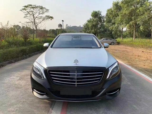 实拍迈巴赫s550仅47万光芒璀璨夺目尽显居高临下的摄人气魄