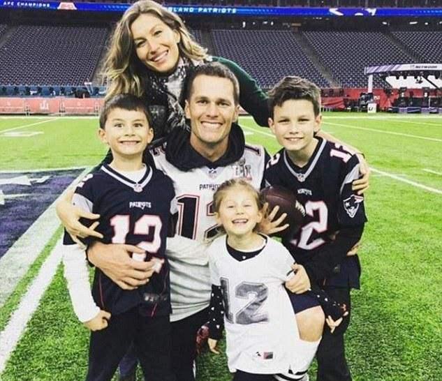 超模吉娘娘和帅气老公健身房秀恩爱!穿运动衣秀马甲线这身材绝了