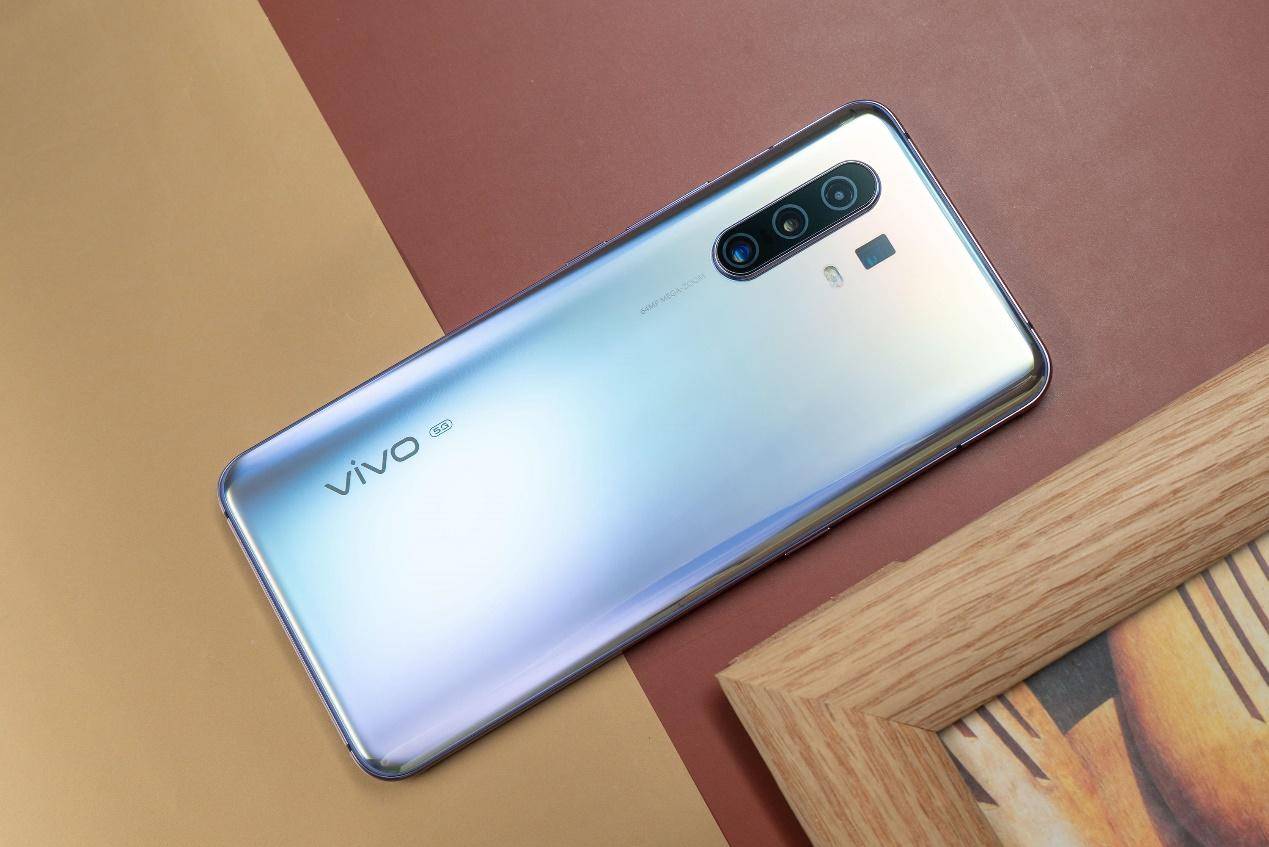 专业人像镜头 超清主摄,vivo x30 pro助你拍出明星级人像大片