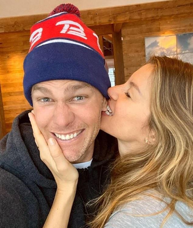 超模吉娘娘和帅气老公健身房秀恩爱!穿运动衣秀马甲线这身材绝了