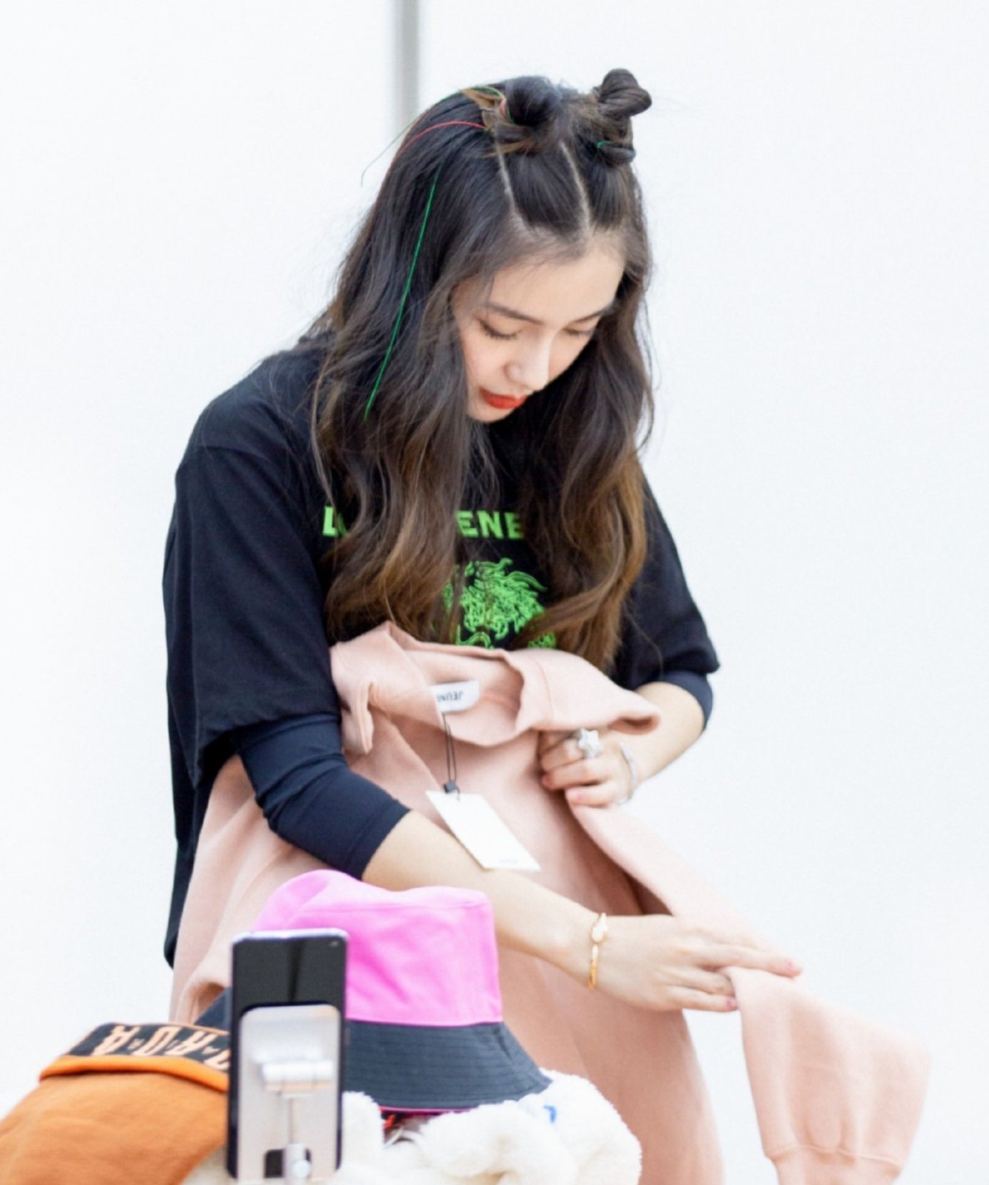 angelababy当妈后越来越潮,小青龙造型个性十足|小青龙|造型|发型