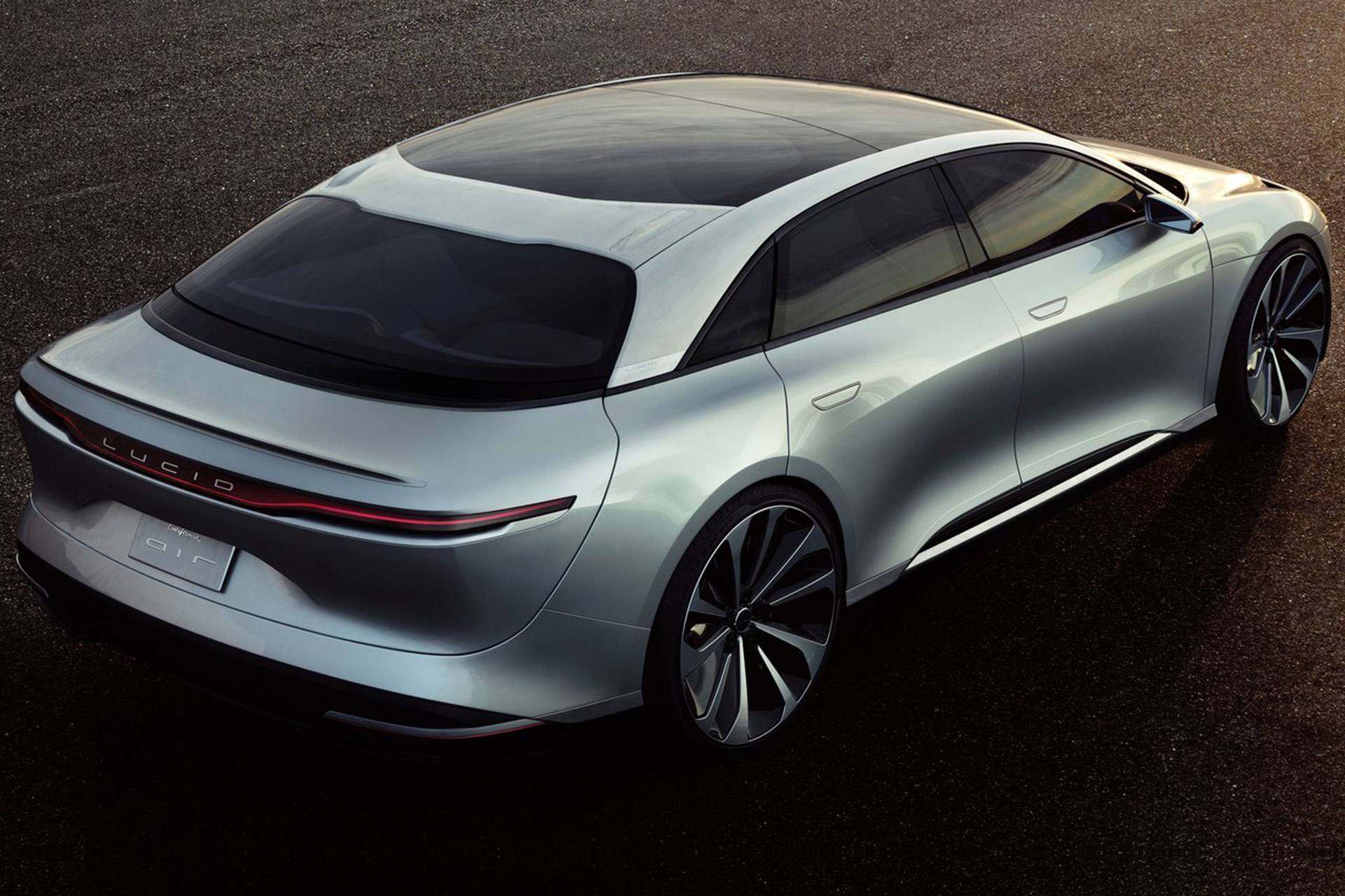 lucid air,一个媲美特斯拉的电动车,怎样?