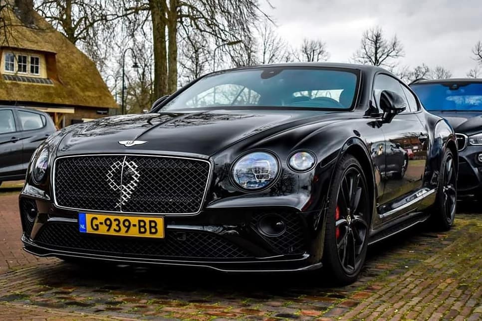 优雅的运动造型 全新宾利欧陆gt实车街拍