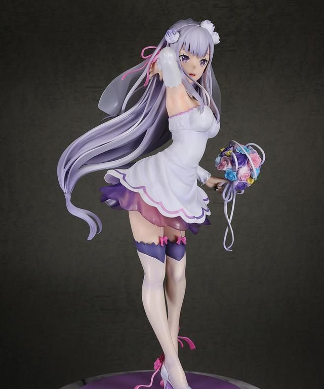 re0:标价上千的艾米莉亚结婚礼服手办实物