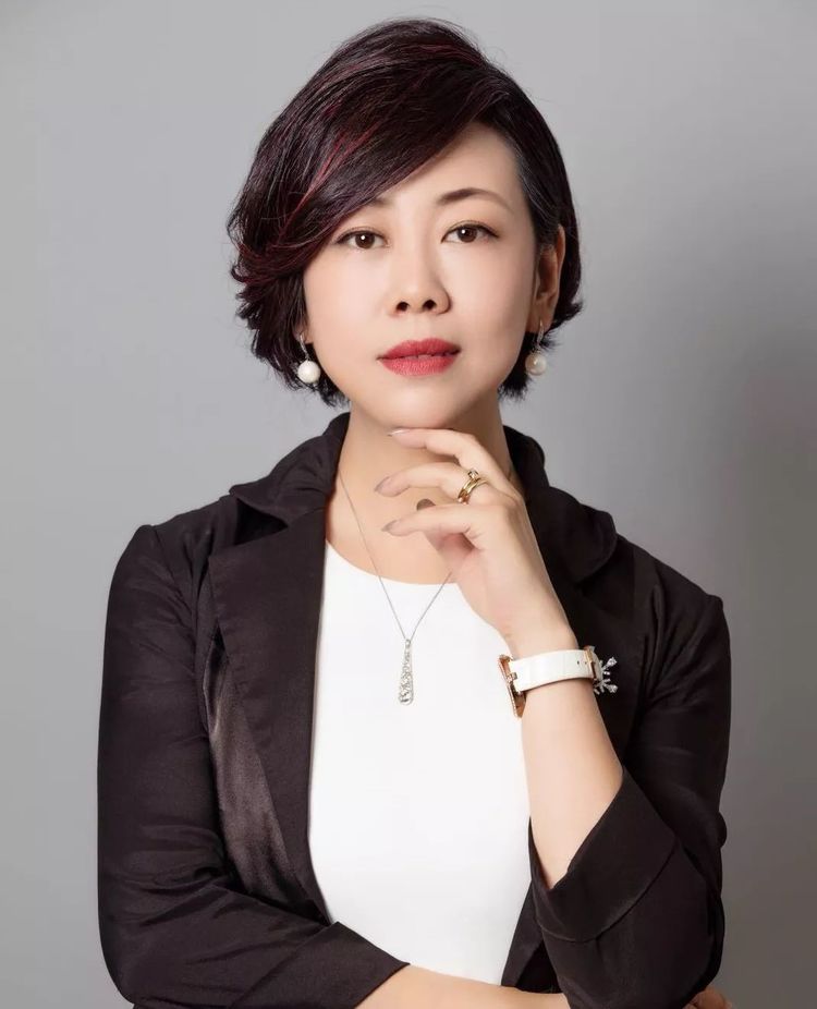 心理学家:优秀女人会用这三种方法和男人沟通,让他越来越欣赏你