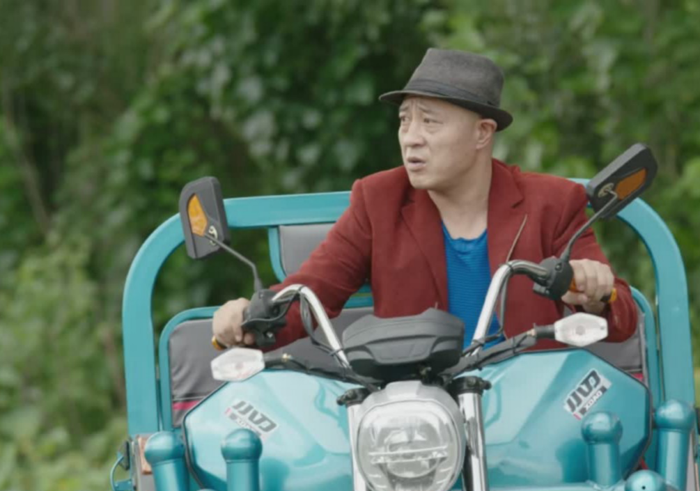 赵玉田遭遇"情敌",王小蒙怼谢广坤,象牙山的女人们开始逆袭