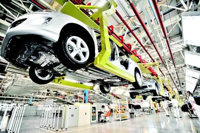 疫情之火持续发酵，车企全球“多米诺牌”倒下