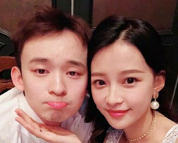 被经纪人介绍给自家儿子,如今发展比影帝老公还好|孙怡|王京花|影帝