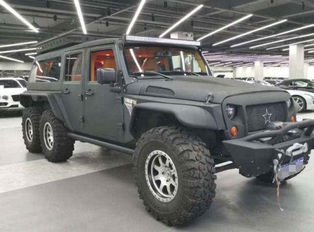 山西矿主150万购乔治巴顿战鹰593米6大轮上街回头率超法拉利