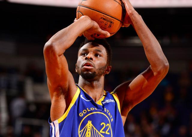 这次交易有点亏!本赛季球队最长13连败,而他已经17连败了!