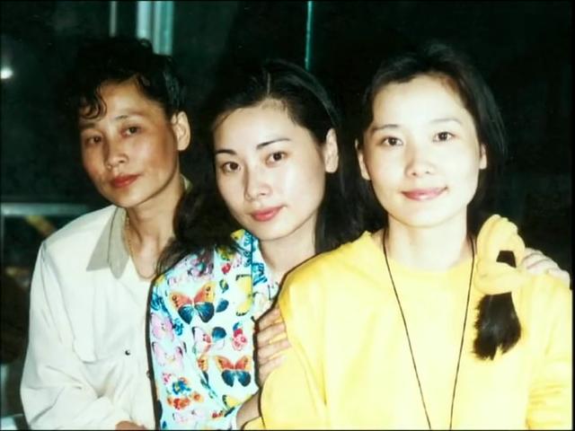 的找了人来救场,意外成就影史经典|郭宝昌|何赛飞|五女拜寿_新浪新闻