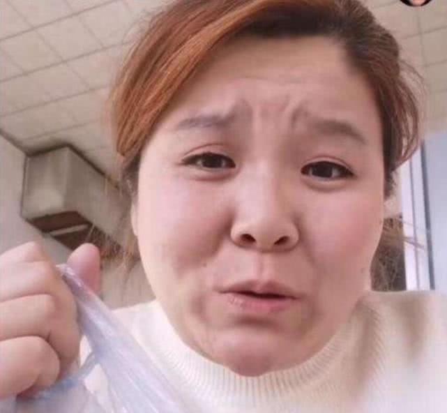 大火的主播郭老师自曝年龄,网友猜测最少40岁,她却自称90后