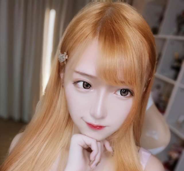 腐团儿"睡衣照"送福利,自称不是渣女,但有一点被