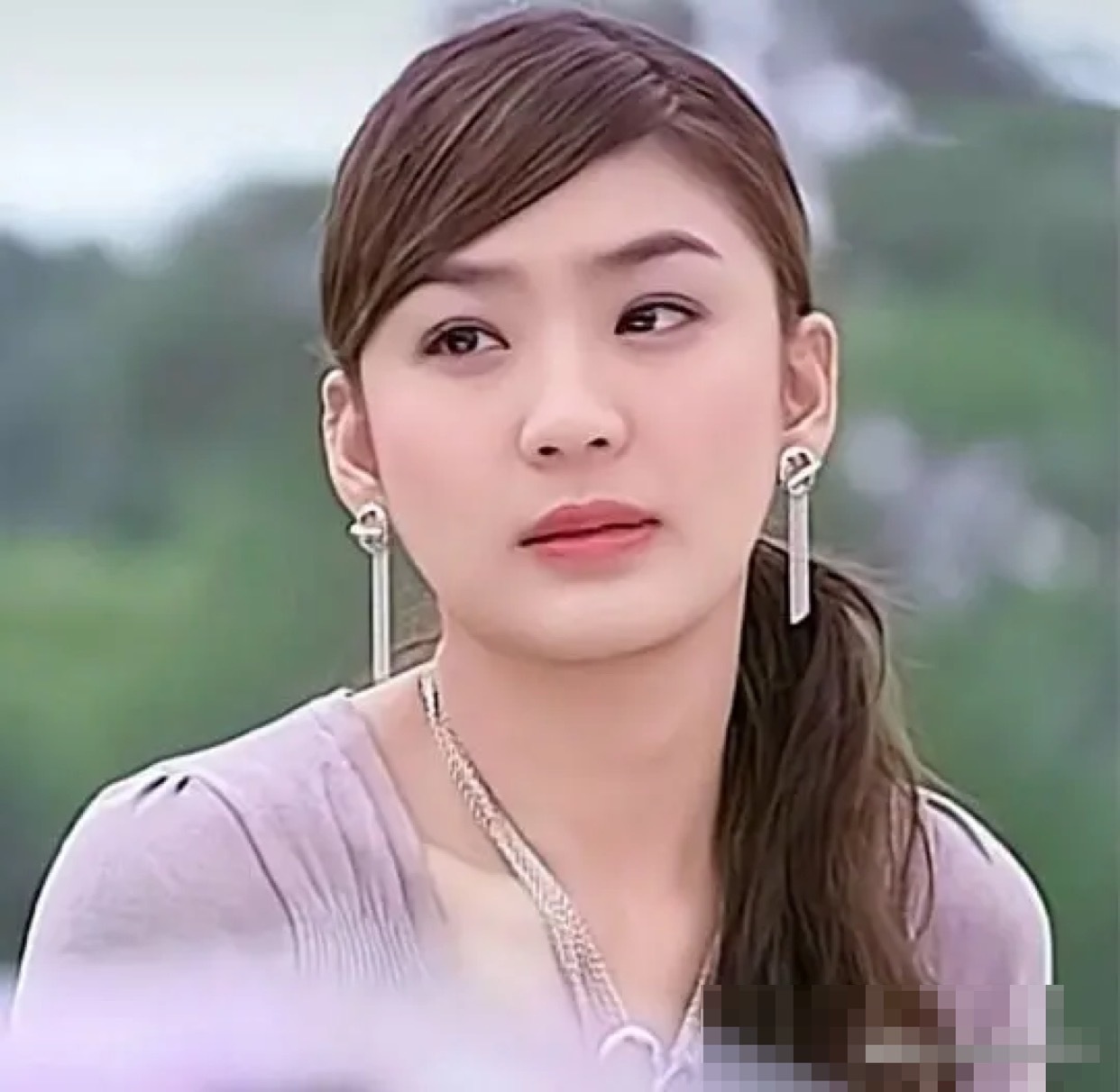 千年女配洪小玲虽然不火,不过年轻时出演欧雅若却成