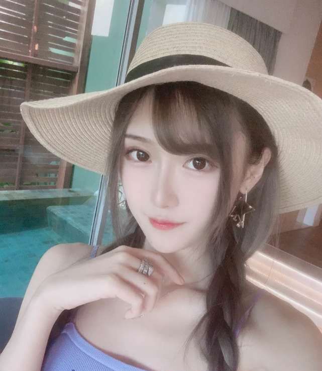 腐团儿"睡衣照"送福利,自称不是渣女,但有一点被吐槽很心机