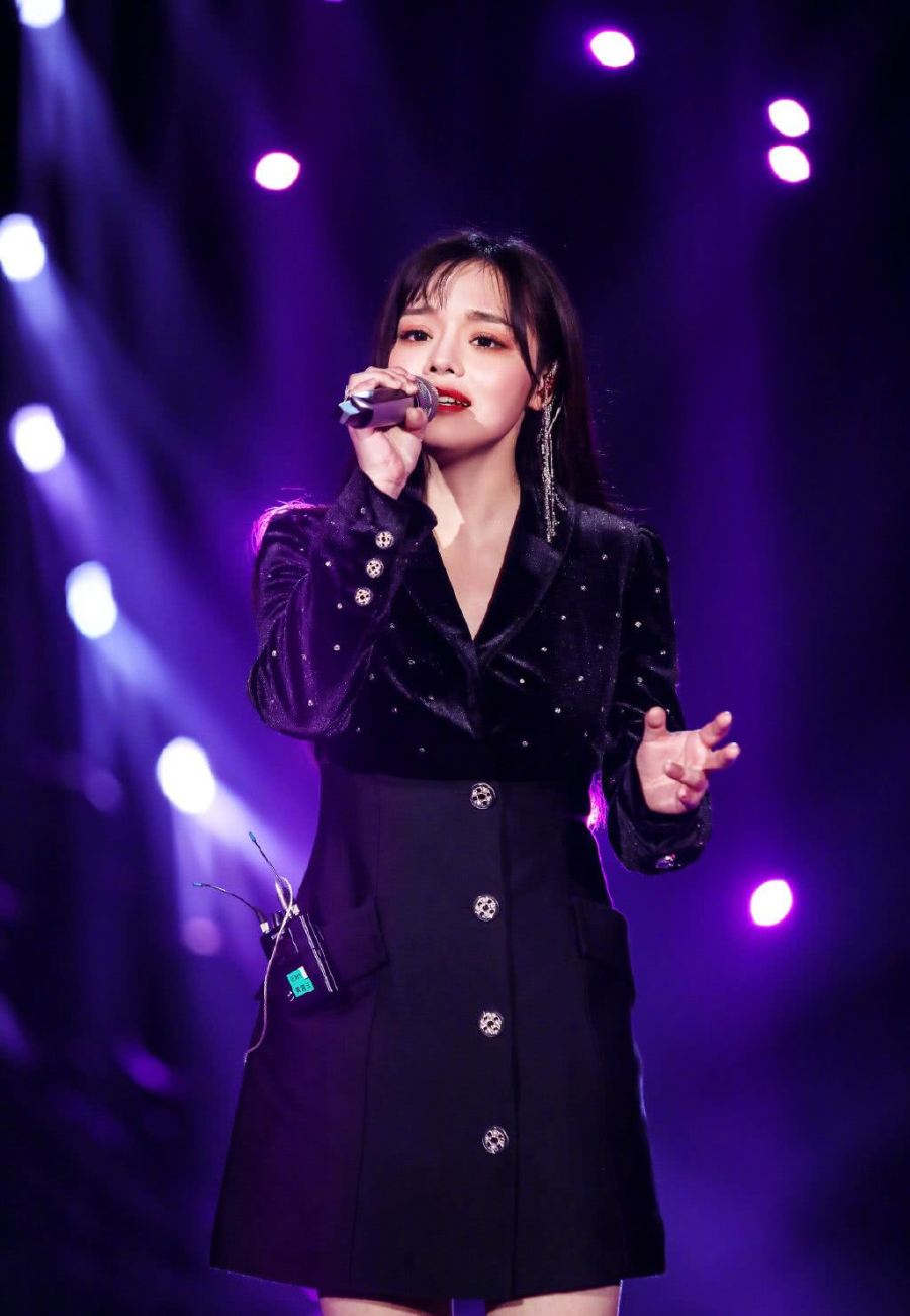 这年头,新生代歌手想要出圈,必须具备"双赢"的思维