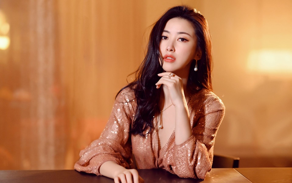 全球美女排行榜第一名_全球最美女星排行榜出炉,第一名是菲律宾女演员,Yaya排名第三(2)