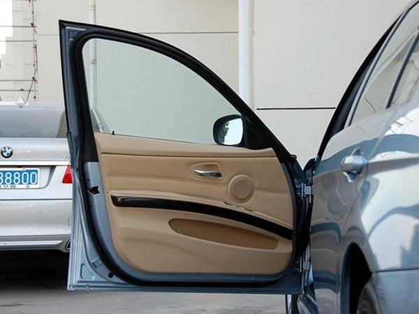 关车门太用力对汽车会有什么损伤 看完你就知道了