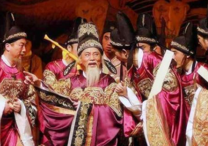 古代官员都是什么时候上朝 朝会一般都会分成几个方面?