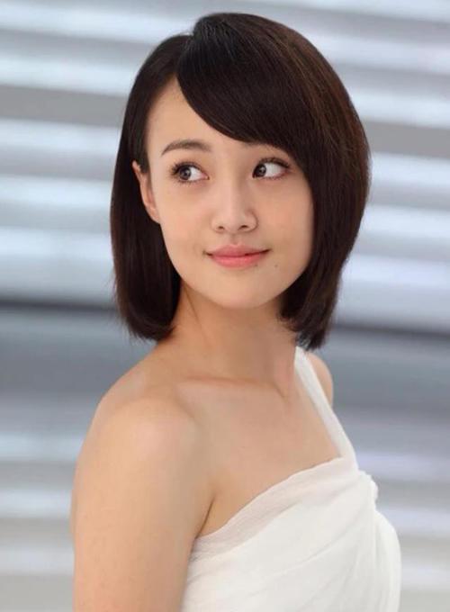 郑爽不同时期最美的六款发型,俏皮可爱百变小公主,娜扎学不来