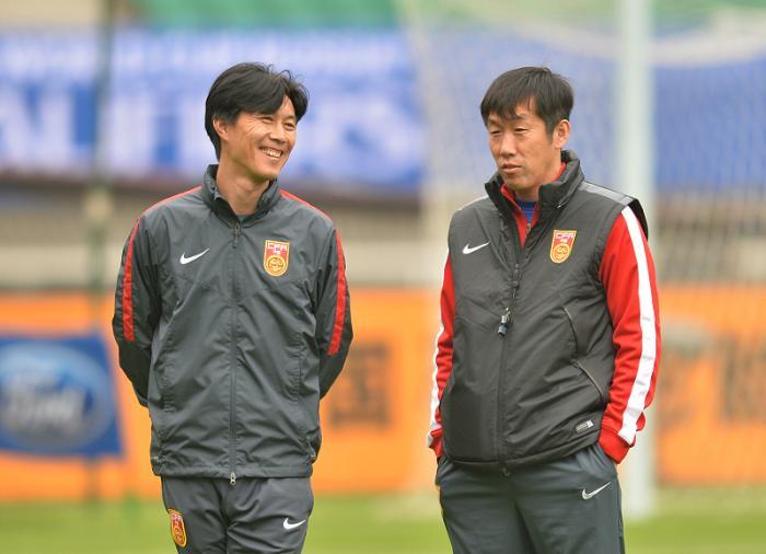 转会川足迎来爆发,却因伤病无奈退役|四川队|高健斌|区楚良_新浪新闻