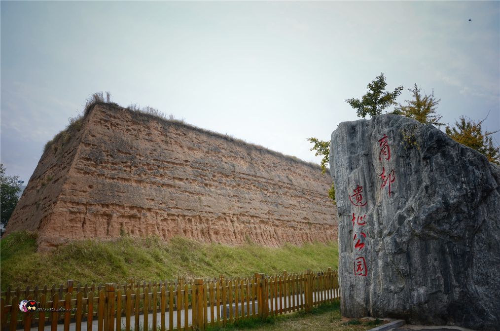 郑州有处千年商城遗址如今是免费开放公园更成广场舞的聚集地