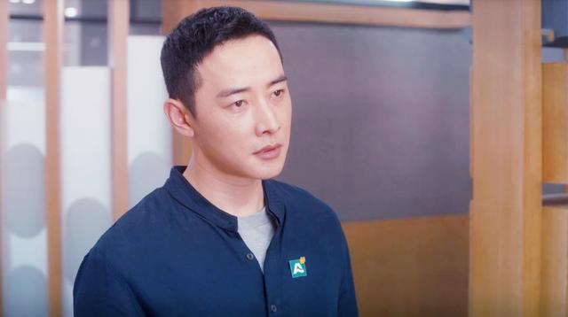 安家:神秘人潘贵雨,长柄黑色雨伞,藏着房似锦身上最大的秘密