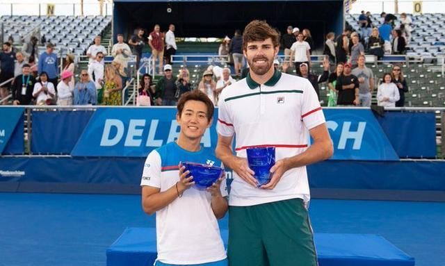 费德勒2020世界排名_福布斯全球运动员2020年收入排行,费德勒登顶詹姆斯