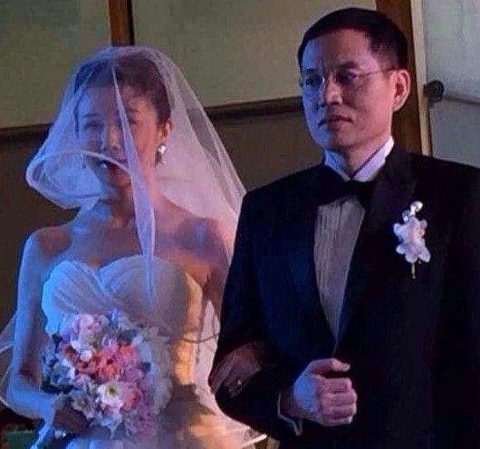 34岁孙菲菲近况,嫁联想总监,婚后相夫教子淡出娱乐圈|孙菲菲|史宏