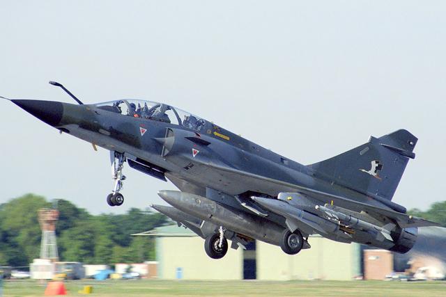 法国有世界上最小的战略轰炸机没苏30重浅析一代名机幻影iv