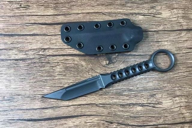 「鉴赏」弹片射手灰一体战术t头格斗直刀