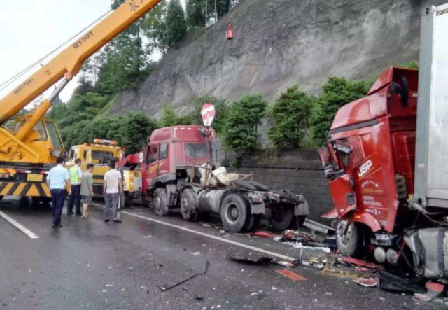 大货车为何不爱踩刹车？司机：这是行规，我们也很无奈