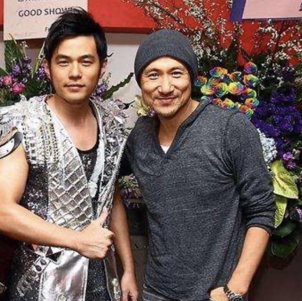 王炸组合张学友周杰伦联手为疫情发声向前线医护人员致敬