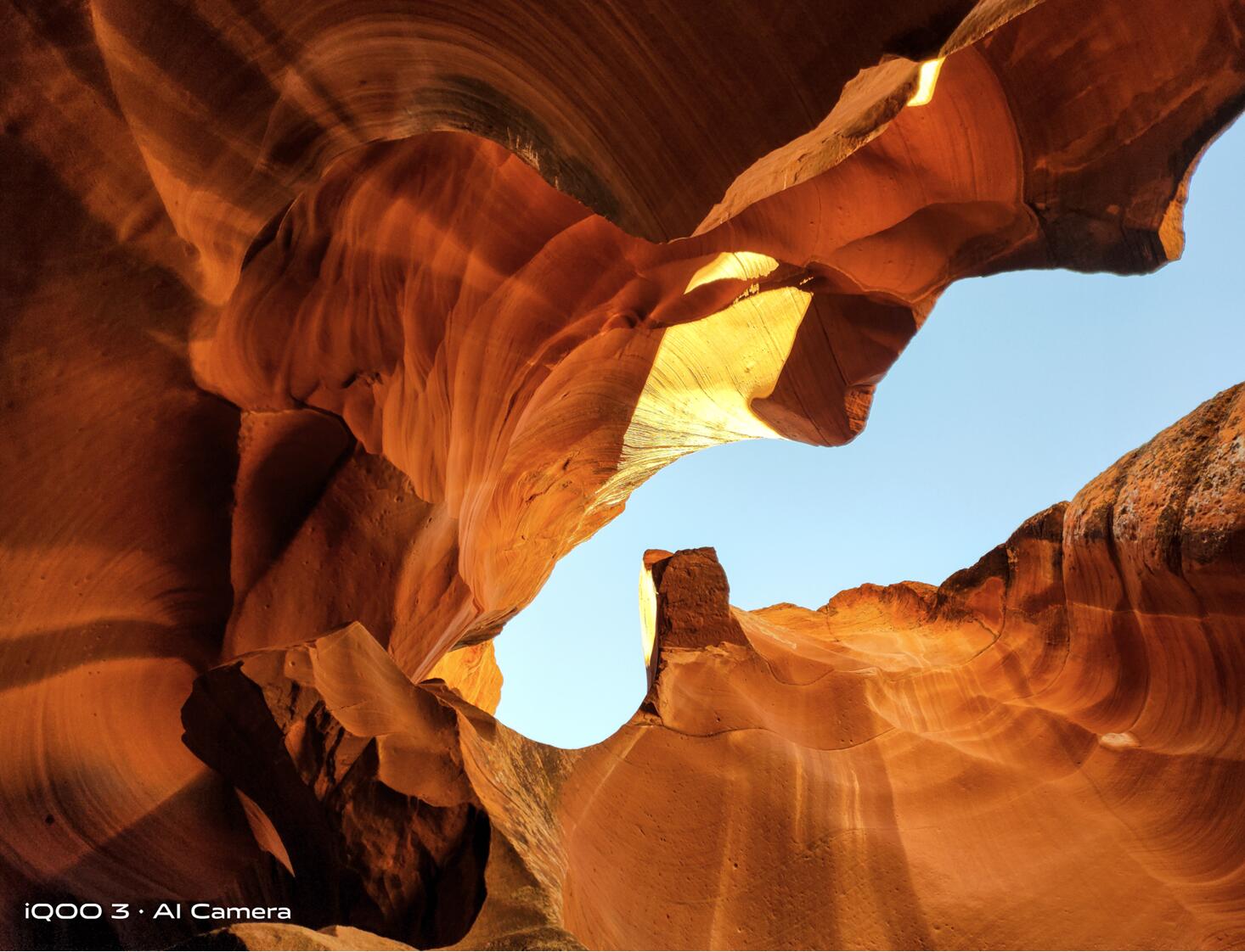 865+UFS 3.1+LPDDR5！不用看娱乐兔的61W,iQOO3手机也很香哦