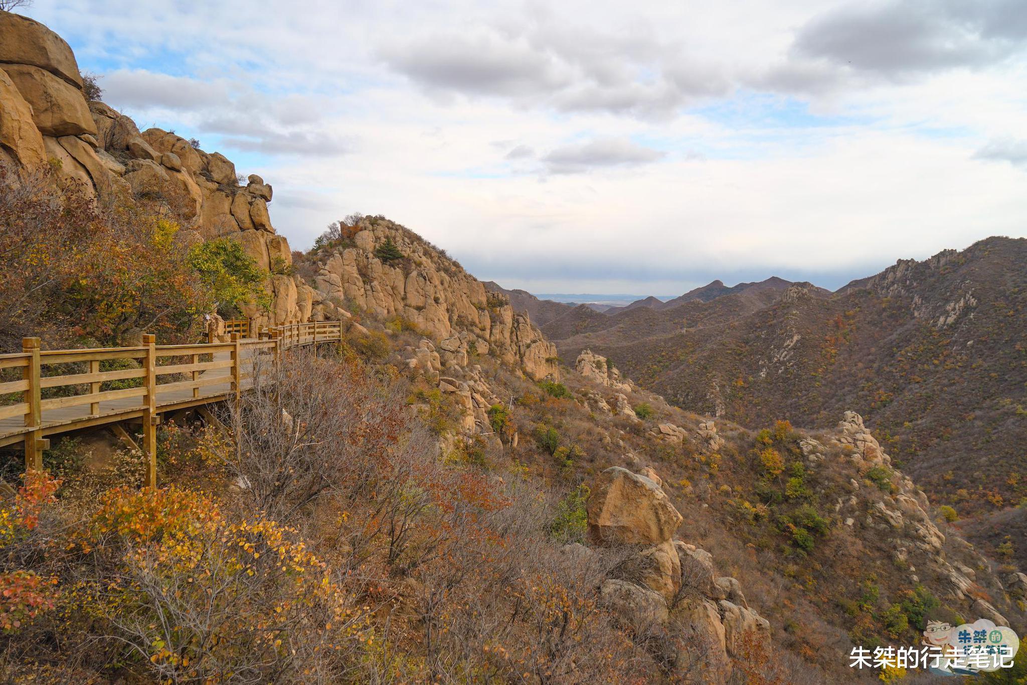 国内最为常见的山名,有11座山峰重名,其中1个省份有5座山叫这名