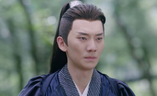 《枕上书》叶青缇火了,本以为古装够帅了