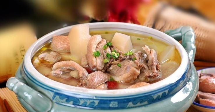 正宗四川酸萝卜老鸭汤的做法绝对是口口相传的鲜香美味