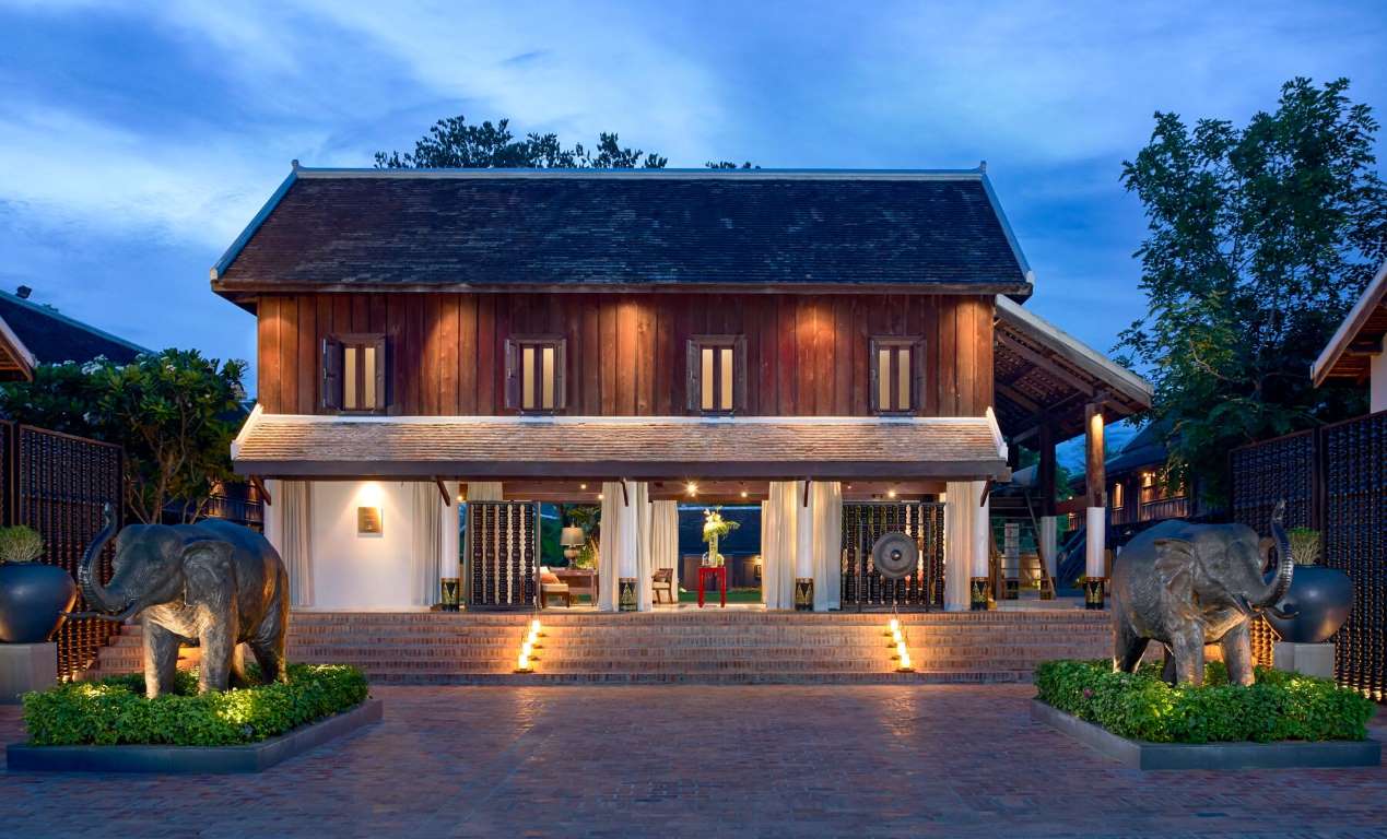 东南亚旅游琅勃拉邦老挝最实惠的豪华旅游地一起看看吧