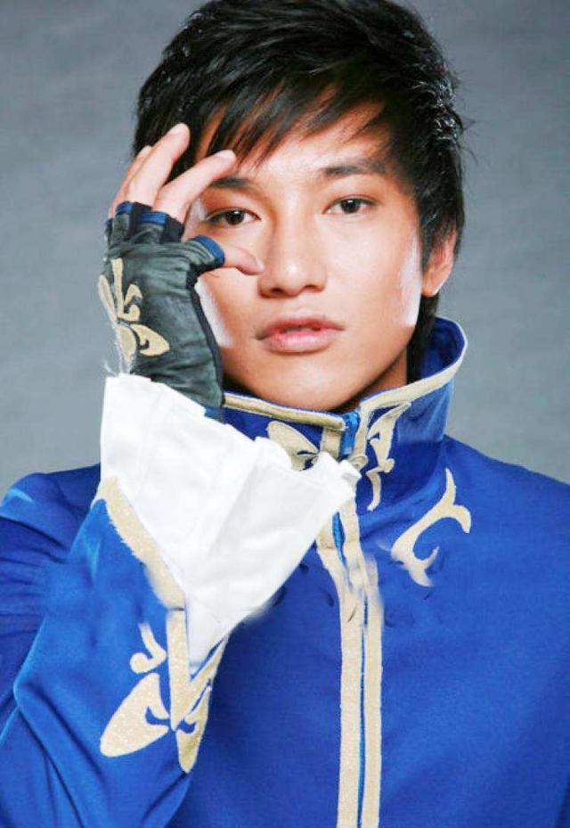 "游乐王子"翻红后变微商,卖茶叶称能防病毒,被喷没有道德底线